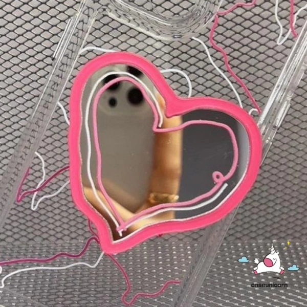 Một trong những nguyên nhân gây mỏi cổ, vai khi làm việc ở nhà là vị trí không tối ưu của màn hình điện thoại khi dùng video hội nghị hoặc xem tài liệu. (Ảnh 2) Một trong những nguyên nhân gây mỏi cổ, vai khi làm việc ở nhà là vị trí không tối ưu của màn hình điện thoại khi dùng video hội nghị hoặc xem tài liệu. (Ảnh 2)