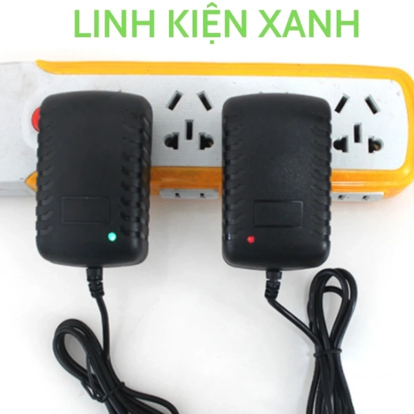 Đa phần dây sạc hiện nay được trang bị đèn LED báo trạng thái sạc. (Ảnh 3) Đa phần dây sạc hiện nay được trang bị đèn LED báo trạng thái sạc. (Ảnh 3)