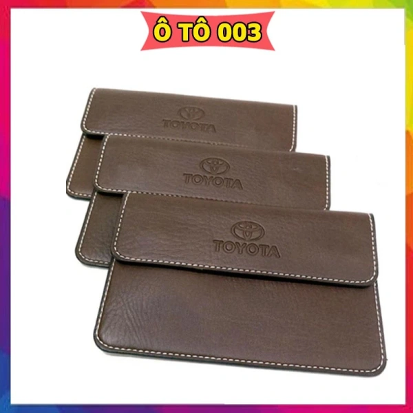 Những chi tiết nhỏ mà người lái xe thường bỏ qua cho đến khi ví da đựng giấy tờ xe rơi rớt dưới ghế - Ảnh 1