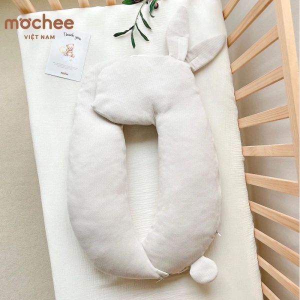 Những chi tiết nhỏ trong gối chữ U cotton thoáng mát có thể quyết định sự an toàn của bé khi ngủ - Ảnh 1