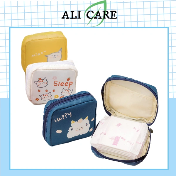 Những khoảnh khắc bất ngờ khi túi mini chống thấm không bảo vệ được băng vệ sinh và mỹ phẩm nhỏ trong cơn mưa rào - Ảnh 1