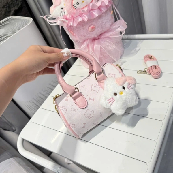 Sức chịu tải của một chiếc túi xách đơn giản được định nghĩa là khối lượng tối đa mà túi có thể chịu được mà không bị hỏng hoặc biến dạng. (Ảnh 2)