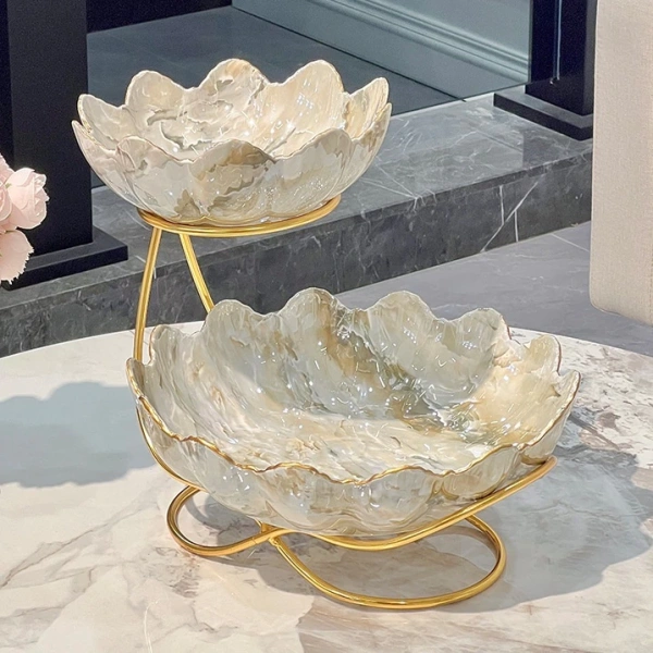 Khi quyết định mua một chiếc khay, hãy cân nhắc các yếu tố sau để nó thực sự phù hợp và nâng tầm không gian. (Ảnh 3) Khi quyết định mua một chiếc khay, hãy cân nhắc các yếu tố sau để nó thực sự phù hợp và nâng tầm không gian. (Ảnh 3)