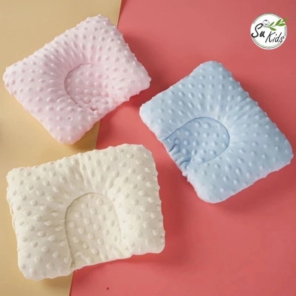 Ở độ tuổi 0‑1, bé vẫn đang hình thành cảm giác “an toàn” khi ở trong môi trường ngủ. (Ảnh 3)