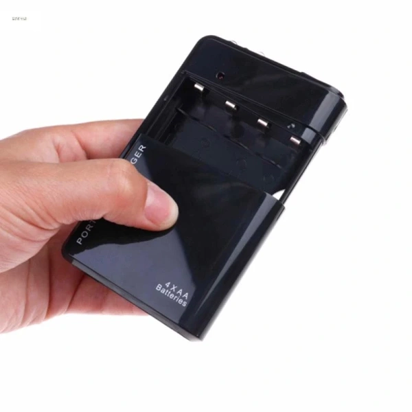 Việc quyết định mua loại sạc nào phụ thuộc vào môi trường làm việc và thói quen di chuyển. (Ảnh 4) Việc quyết định mua loại sạc nào phụ thuộc vào môi trường làm việc và thói quen di chuyển. (Ảnh 4)