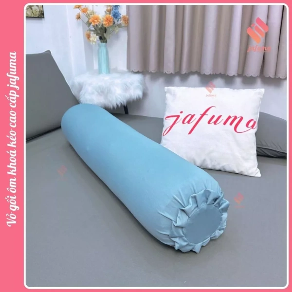 Với những thách thức đã nêu, một sản phẩm đáp ứng tốt các tiêu chí về chất liệu, thiết kế khóa kéo và độ bền là Vỏ gối ôm JAFUMA 35x100cm – Thun Lạnh Ý & Cotton 100% cao cấp. (Ảnh 4)