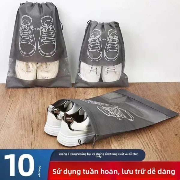 Một sản phẩm đang được nhiều người dùng quan tâm hiện nay là Túi Đựng Giày Túi dây rút chống bụi chống ẩm. (Ảnh 4)