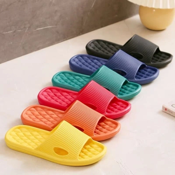Sau một tuần dùng dép trong nhà siêu nhẹ, người dùng nhận ra độ bám trượt chưa như kỳ vọng - Ảnh 1 Sau một tuần dùng dép trong nhà siêu nhẹ, người dùng nhận ra độ bám trượt chưa như kỳ vọng - Ảnh 1