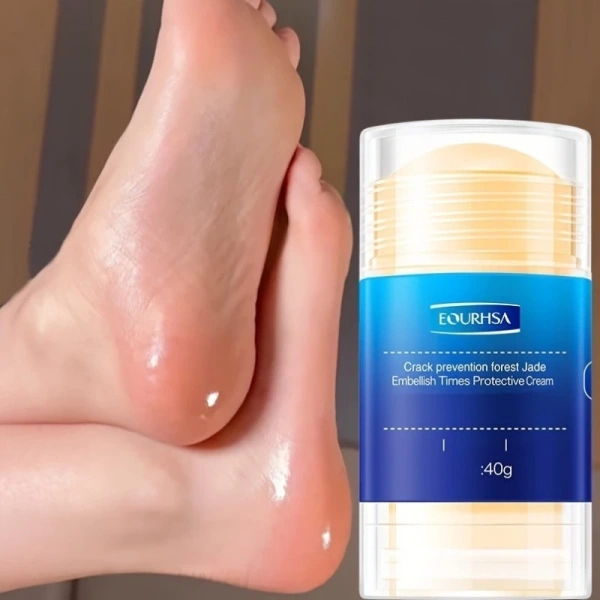 Sau một tuần dùng kem dưỡng chân cho gót cao gót, cảm giác mềm mại có thực sự bền lâu? - Ảnh 1 Sau một tuần dùng kem dưỡng chân cho gót cao gót, cảm giác mềm mại có thực sự bền lâu? - Ảnh 1
