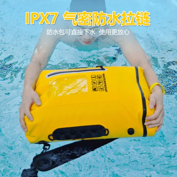 Khóa kéo (zipper) thường được làm từ kim loại hoặc nhựa ABS. (Ảnh 3) Khóa kéo (zipper) thường được làm từ kim loại hoặc nhựa ABS. (Ảnh 3)