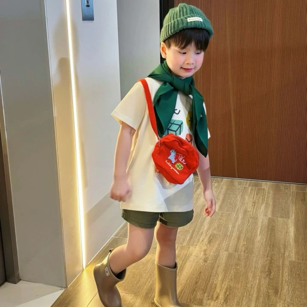 Ngày Tết thường kéo dài từ mùng một đến mùng mười lăm, với vô vàn hoạt động từ lễ hội, chợ xuân, cho tới các buổi họp mặt gia đình. (Ảnh 2) Ngày Tết thường kéo dài từ mùng một đến mùng mười lăm, với vô vàn hoạt động từ lễ hội, chợ xuân, cho tới các buổi họp mặt gia đình. (Ảnh 2)