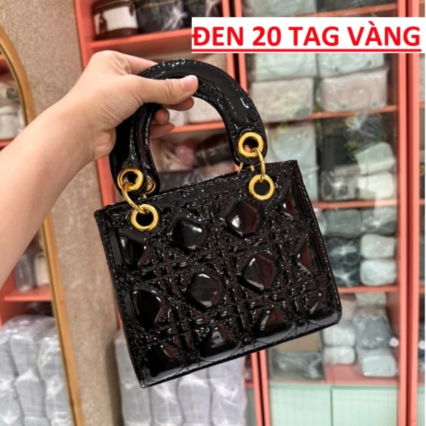 Không phải lúc nào bạn cũng muốn thay đổi mẫu túi chỉ vì một chút mỏi tay. (Ảnh 4)