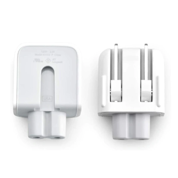 Sự bất ngờ khi một bộ chuyển đổi phích cắm sạc gập lại lại giải quyết mọi lo lắng về không gian hành lý - Ảnh 1