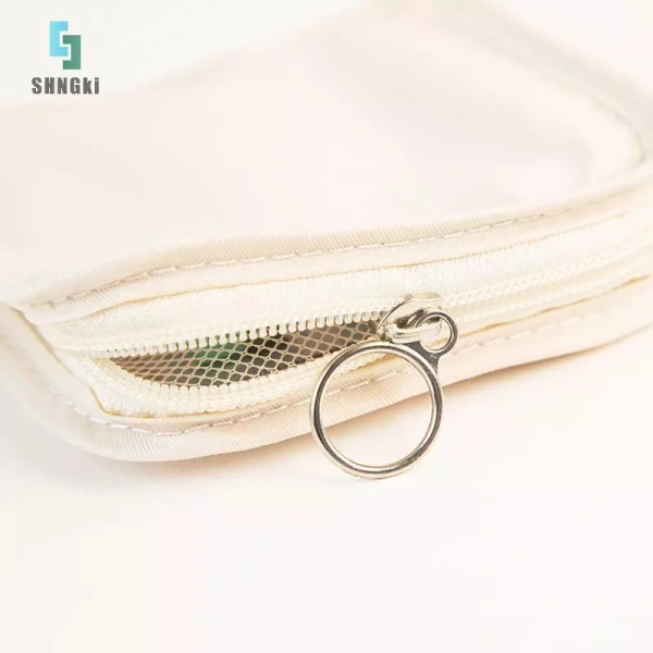 Mỗi tình huống trên đều nhấn mạnh vai trò “cứu cánh” của một túi sơ cứu trong việc duy trì sức khỏe và tinh thần của đội ngũ. (Ảnh 3)