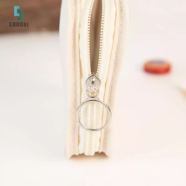 Khi tham khảo giá, túi này hiện được niêm yết 66949 VNĐ và đang có mức giảm tới 55330 VNĐ, phù hợp với ngân sách người mới bắt đầu. (Ảnh 4)