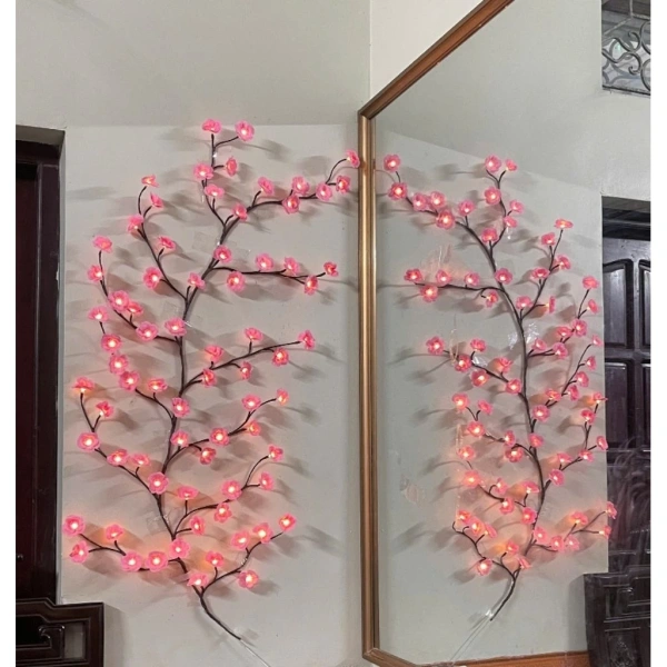 Cây đào đã từ lâu trở thành biểu tượng không thể thiếu trong dịp Tết Nguyên Đán. (Ảnh 2) Cây đào đã từ lâu trở thành biểu tượng không thể thiếu trong dịp Tết Nguyên Đán. (Ảnh 2)