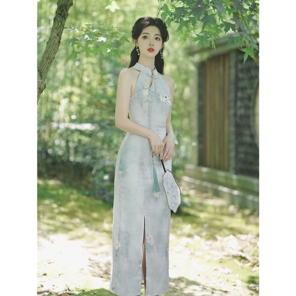 Để tận dụng tối đa những ưu điểm của áo sườn Trung Hoa, chúng ta cần xem xét cách kết hợp với các món đồ khác. (Ảnh 4)