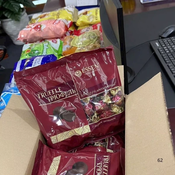 Đối với những người muốn mang lại nét sang trọng, hương vị chuẩn châu Âu cho mâm cỗ Tết, Kẹo Socola Truffle ESSEN là một lựa chọn đáng cân nhắc. (Ảnh 4)