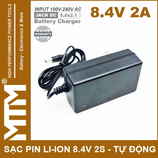 Khi vẫn còn nghi ngờ, người dùng có thể sử dụng đồng hồ vạn năng đo điện áp đầu ra ở đầu cắm của pin. (Ảnh 4)