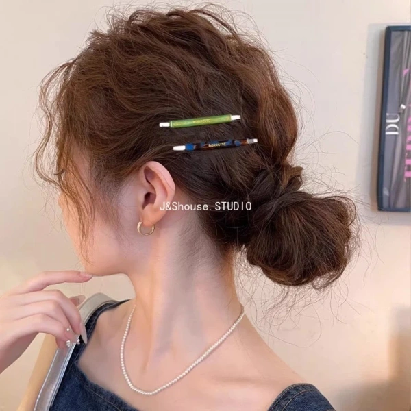 Sự thật về kẹp tóc retro kiểu chữ I: vẻ đẹp tinh tế nhưng không chắc chắn với mái tóc dày - Ảnh 3 Sự thật về kẹp tóc retro kiểu chữ I: vẻ đẹp tinh tế nhưng không chắc chắn với mái tóc dày - Ảnh 3