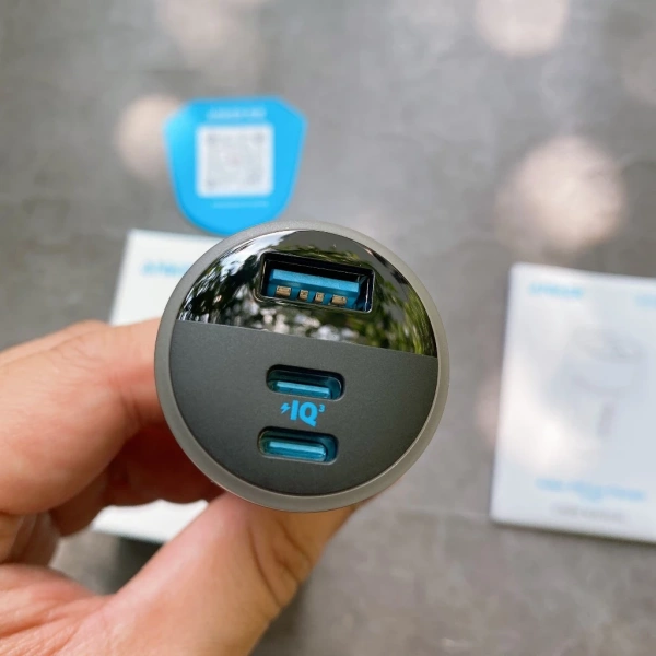 Sức mạnh 67W của cây sạc ô tô đa cổng thực sự thay đổi cách sạc thiết bị trong mỗi chuyến đi - Ảnh 4 Sức mạnh 67W của cây sạc ô tô đa cổng thực sự thay đổi cách sạc thiết bị trong mỗi chuyến đi - Ảnh 4