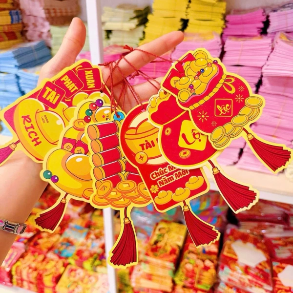 Không phải mọi loại giấy đều chịu được môi trường Tết. (Ảnh 2) Không phải mọi loại giấy đều chịu được môi trường Tết. (Ảnh 2)