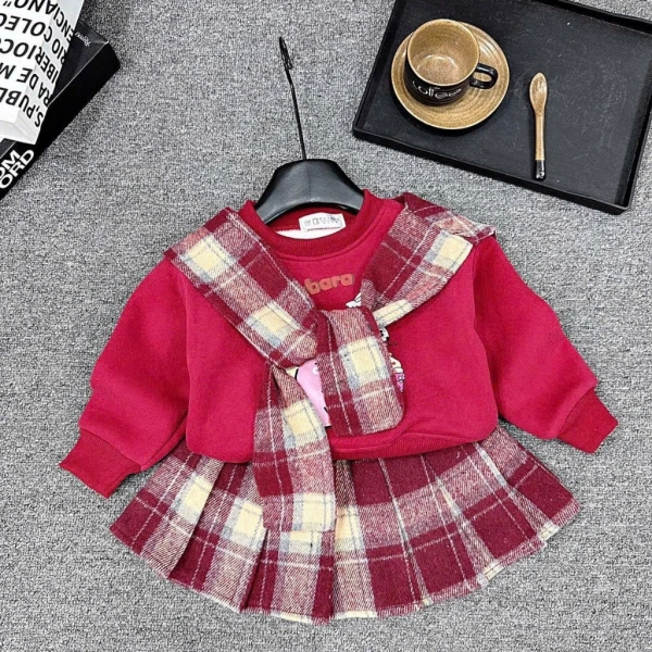 Một lựa chọn thực tiễn dành cho các bậc cha mẹ hiện nay là sét áo và chân váy cho bé gái từ 12‑30 kg cho các bé diện tết đồ xinh. (Ảnh 5) Một lựa chọn thực tiễn dành cho các bậc cha mẹ hiện nay là sét áo và chân váy cho bé gái từ 12‑30 kg cho các bé diện tết đồ xinh. (Ảnh 5)