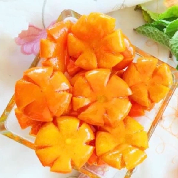 Trong số những sản phẩm mứt sấy dẻo đang thu hút người tiêu dùng, Mứt quất vàng sấy dẻo chua ngọt là một ví dụ tiêu biểu. (Ảnh 3) Trong số những sản phẩm mứt sấy dẻo đang thu hút người tiêu dùng, Mứt quất vàng sấy dẻo chua ngọt là một ví dụ tiêu biểu. (Ảnh 3)