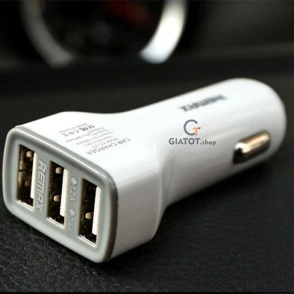 Tẩu sạc nhanh ô tô 3 cổng USB 3.6A: Khi việc sạc ba thiết bị cùng lúc trong xe không như kỳ vọng - Ảnh 2 Tẩu sạc nhanh ô tô 3 cổng USB 3.6A: Khi việc sạc ba thiết bị cùng lúc trong xe không như kỳ vọng - Ảnh 2