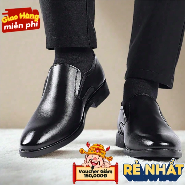 Thấu cảm giác vừa lịch lãm, vừa êm ái khi bước vào văn phòng với đôi giày công sở đế cao chuẩn form suốt ngày. - Ảnh 1 Thấu cảm giác vừa lịch lãm, vừa êm ái khi bước vào văn phòng với đôi giày công sở đế cao chuẩn form suốt ngày. - Ảnh 1