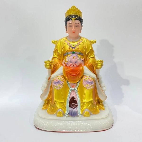 Thấy sự khác biệt khi chuyển tượng Ông Táo bột đá từ bếp sang góc khách: không gian thờ cúng trở nên trang trọng hơn - Ảnh 4 Thấy sự khác biệt khi chuyển tượng Ông Táo bột đá từ bếp sang góc khách: không gian thờ cúng trở nên trang trọng hơn - Ảnh 4