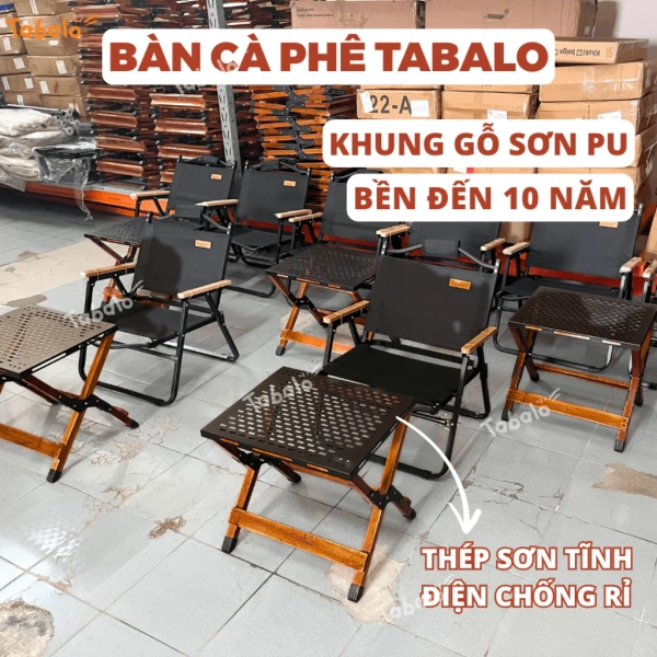 Thực tế khi bàn gấp gọn đa năng giúp tiết kiệm không gian quán cafe nhưng lại khiến việc vệ sinh trở nên phức tạp hơn - Ảnh 1