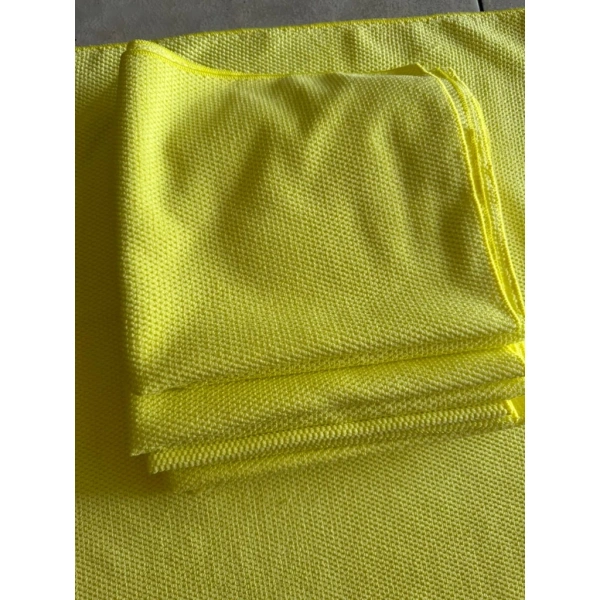 Dù bền, sợi microfiber vẫn có thời gian sử dụng giới hạn. (Ảnh 4)