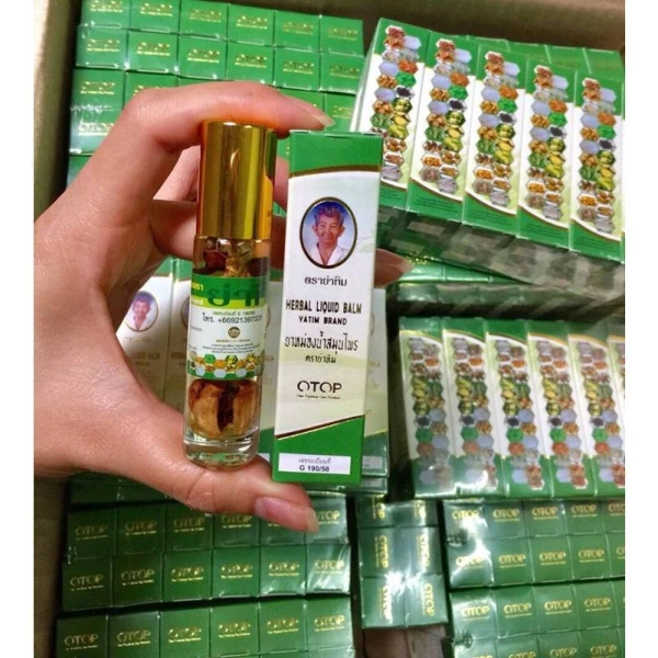 Mặc dù thành phần thiên nhiên, một số người vẫn có thể gặp phản ứng nhẹ như đỏ da hoặc ngứa. (Ảnh 3)