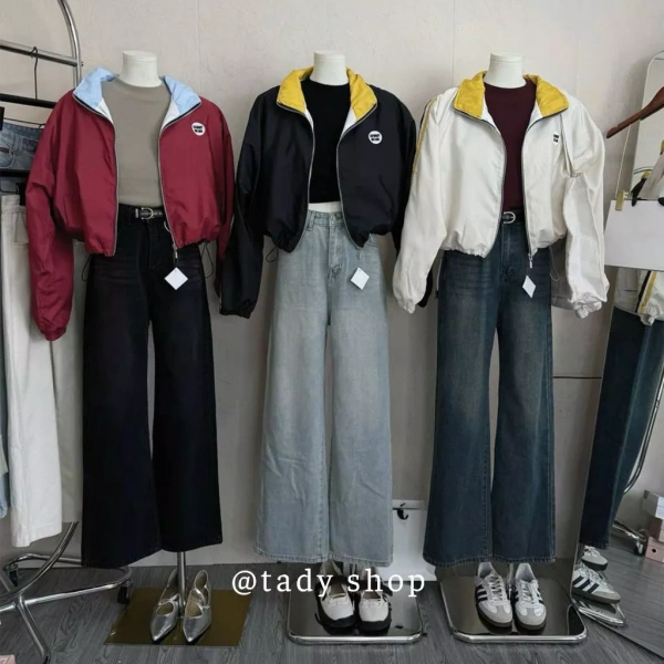 Áo khoác bomber lửng 2 lớp cổ cao giữ ấm tuyệt vời, nhưng chiều cao cảm giác giảm khi bước vào thang máy chật hẹp.