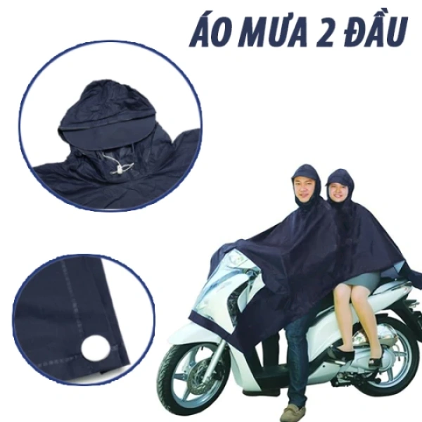 Áo mưa hứa hẹn che kín mọi góc, nhưng khi gió mạnh một bên vẫn lọt nước vào khuôn mặt