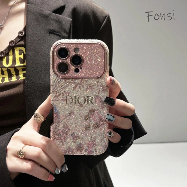 Bảo vệ iPhone 17 Pro Max bằng vỏ thời trang: Khi vẻ ngoài sang trọng không đồng nghĩa với độ chịu va chạm thực tế