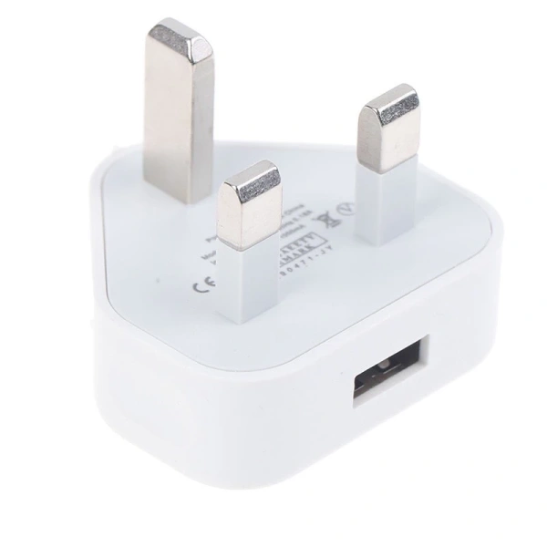 Bất ngờ khi bộ chuyển đổi ổ cắm tường sang USB 3‑pin làm giảm tốc độ sạc chỉ trong vài phút đầu tiên.