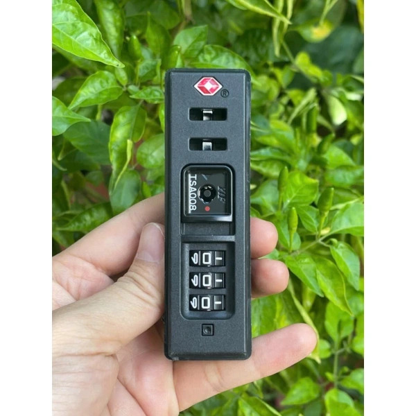 Bất ngờ khi một chiếc khóa số thay thế cho vali lại trở thành yếu tố quyết định sự an tâm trong mỗi chuyến đi