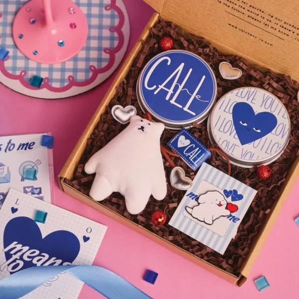 Bất ngờ khi nến thơm Valentine tạo không gian ấm áp, nhưng hương nhẹ lại khiến buổi tối trở nên khó tập trung.