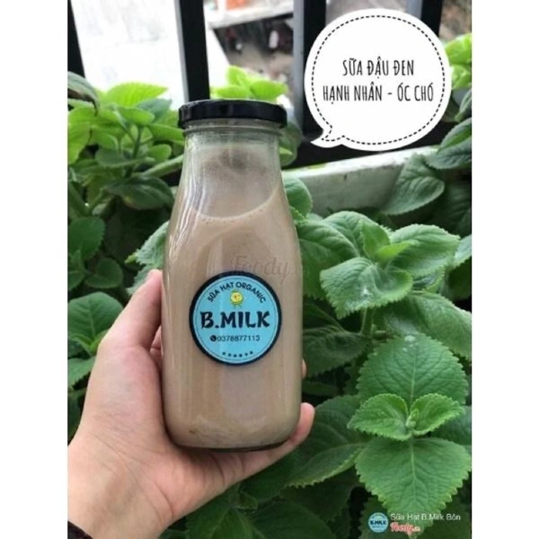 Bộ 10 chai nhựa 300ml đựng sữa hạt: Tiện lợi cho bữa sáng nhưng dễ gặp rủi ro khi bảo quản trong tủ đông