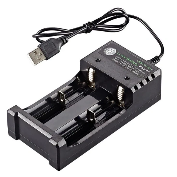 Bộ sạc pin 18650 tự ngắt: Khi tính năng an toàn lại tạo ra những giây phút bối rối