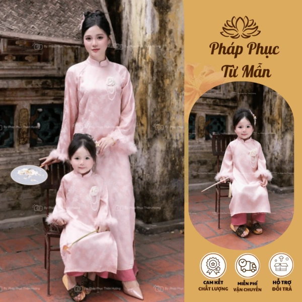 Bước vào chùa với áo dài đồng bộ mẹ‑bé tết, những bất ngờ không ngờ lại xuất hiện.