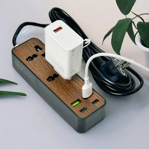 Câu chuyện một ổ cắm du lịch đa năng có dây dài 2 m và cổng USB, Type‑C khiến hành trình không còn lo lắng về nguồn điện