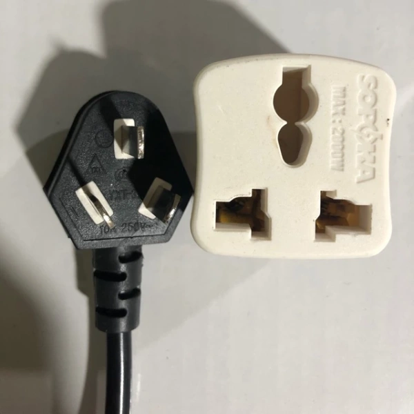 Chi tiết nhỏ khiến đầu cắm chuyển đổi 3 chân sang 2 chân thường bị lãng quên và gây rắc rối