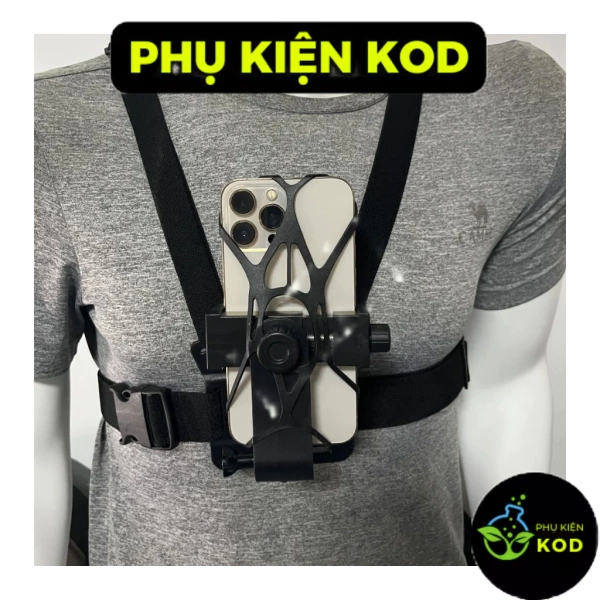 Đai dây đeo ngực xoay 360 giúp góc quay ổn định, nhưng lại khiến cổ mỏi sau những chuyến ghi hình dài.