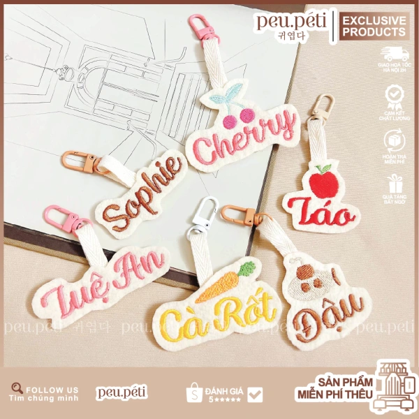 Dán name tag thêu tên kiểu sticker lên balo, túi xách và móc khóa có thể mang đến những bất ngờ mà ít người nhận ra.