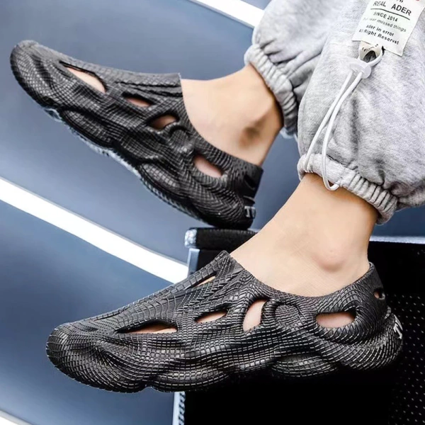 Giày lười nam siêu nhẹ, thoáng khí và chống nước: trải nghiệm thực tế khi đi bãi biển dưới mưa kéo dài