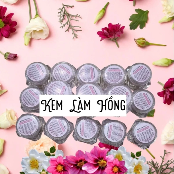 Khi kem làm hồng tự nhiên hứa hẹn không bong tróc nhưng lớp môi lại thay đổi sau bữa ăn