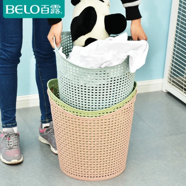 Khi một chiếc giỏ lưu trữ đơn giản lại khiến góc phòng trở nên bừa bộn sau một thời gian